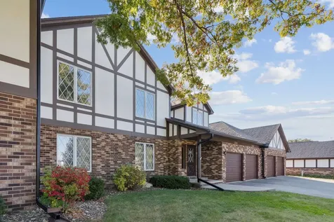 3446 Kingswood Place Waterloo IA 50701