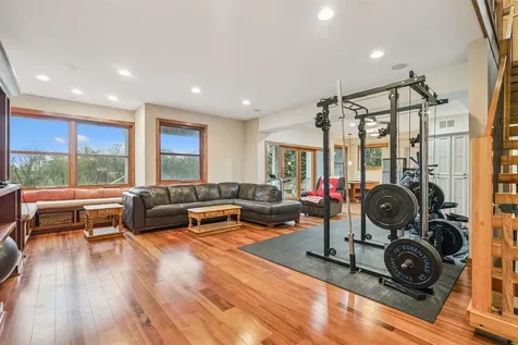 2425 Bishop Avenue Waverly IA 50677