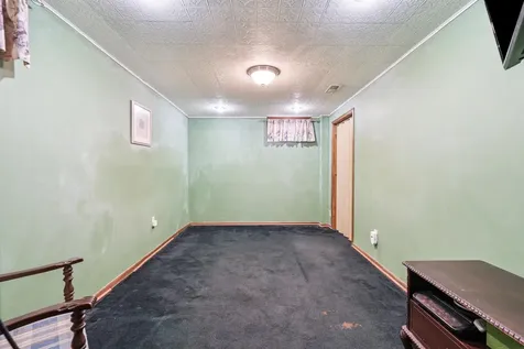 503 W Dale Street Waterloo IA 50703