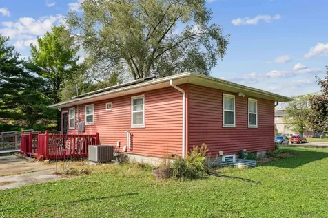 503 W Dale Street Waterloo IA 50703