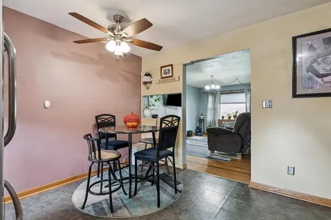 503 W Dale Street Waterloo IA 50703