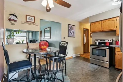 503 W Dale Street Waterloo IA 50703