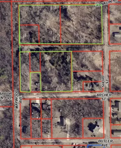 Maywood Avenue Waterloo IA 50707
