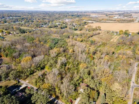 Maywood Avenue Waterloo IA 50707
