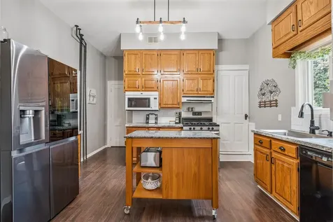 300 E Union Street Manchester IA 52057
