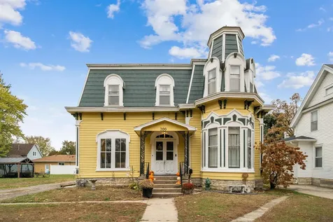 300 E Union Street Manchester IA 52057