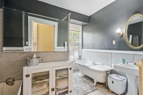 300 E Union Street Manchester IA 52057