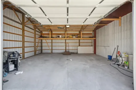 2554 Henley Avenue Independence IA 50644