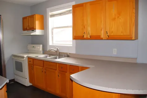 330 Black Hawk Road Waterloo IA 50701