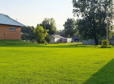 418 SE 7th Avenue Oelwein IA 50662