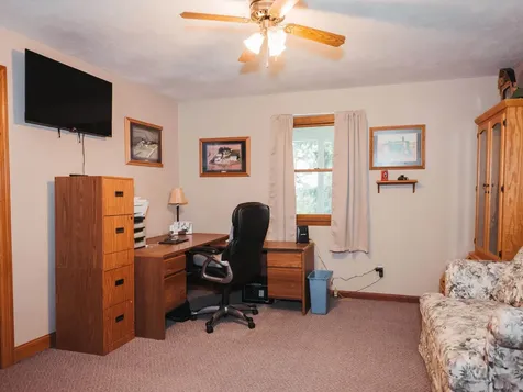 27455 Harbor Road Elkader IA 52043