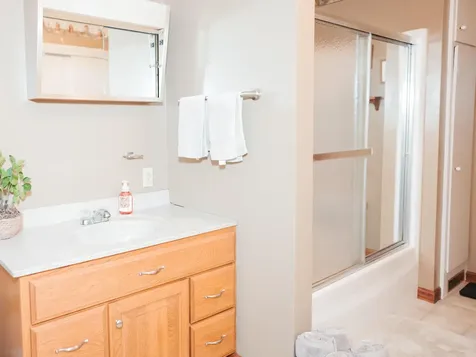 27455 Harbor Road Elkader IA 52043