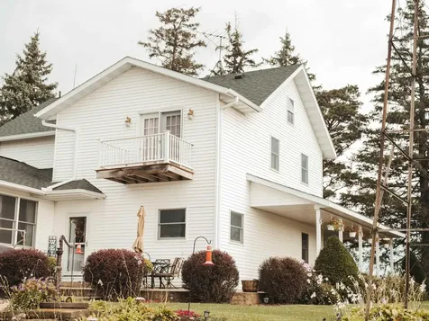 27455 Harbor Road Elkader IA 52043