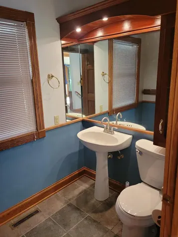 1108 3rd Street NE Oelwein IA 50662