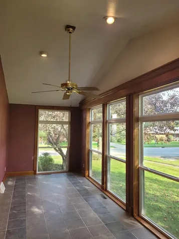 1108 3rd Street NE Oelwein IA 50662