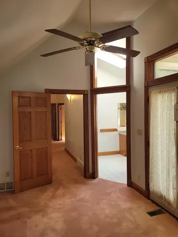 1108 3rd Street NE Oelwein IA 50662