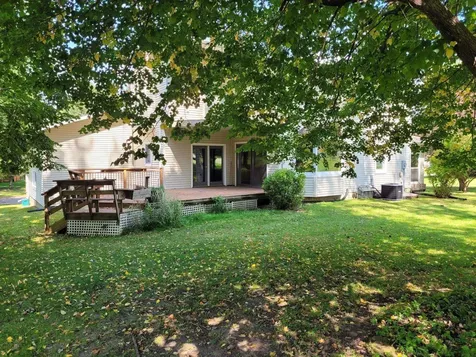 1108 3rd Street NE Oelwein IA 50662
