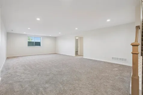 1789-7 Golf Course Boulevard Independence IA 50644