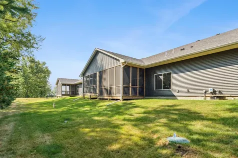 1789-3 Golf Course Boulevard Independence IA 50644