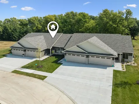 1789-3 Golf Course Boulevard Independence IA 50644