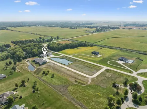 1789-3 Golf Course Boulevard Independence IA 50644