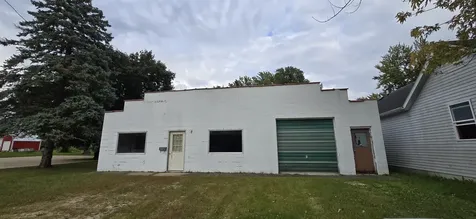 973 S. Frederick Avenue Oelwein IA 50662