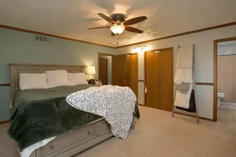 606 10th Avenue Ackley IA 50601