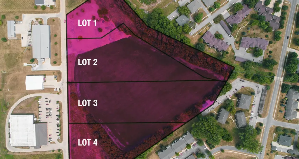 Lot 2 Marnie Avenue Waterloo IA 50701