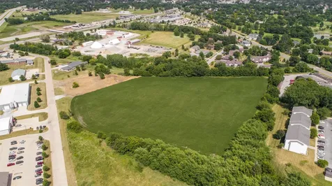 Lot 1 Marnie Avenue Waterloo IA 50701