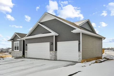 2820 Autumn Woods Drive Cedar Falls IA 50613