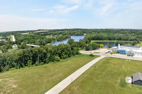 110 Deerfield Circle Waverly IA 50677