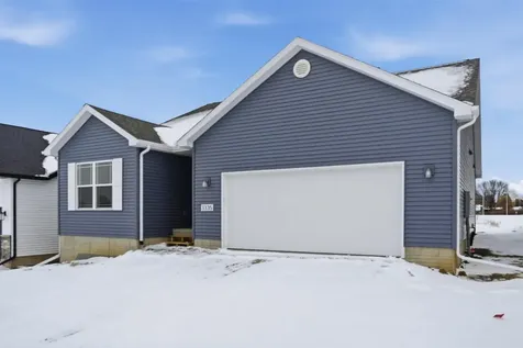 3335 Lincolnshire Road Waterloo IA 50701