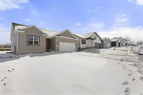 3325 Lincolnshire Road Waterloo IA 50701
