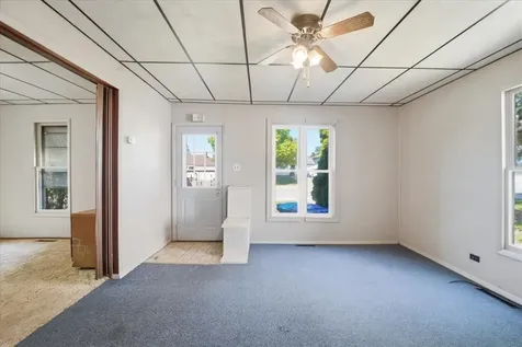 707 N Frederick Oelwein IA 50662