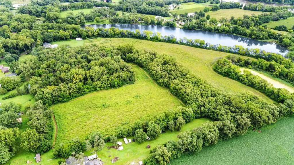 35 Acres North Avenue Waterloo IA 50702