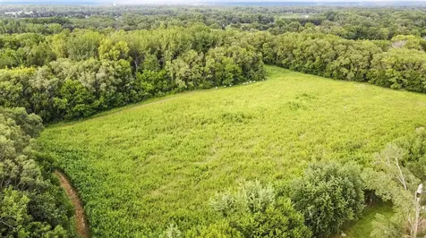 35 Acres North Avenue Waterloo IA 50702