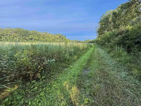35 Acres North Avenue Waterloo IA 50702