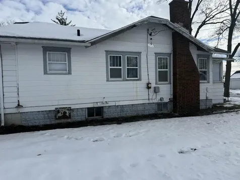 303 E Arlington Street Waterloo IA 50703