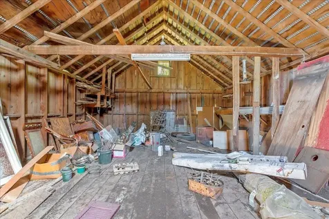 8030 Washington Janesville IA 50647