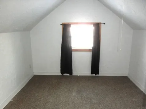 706 N Grand Avenue Charles City IA 50616