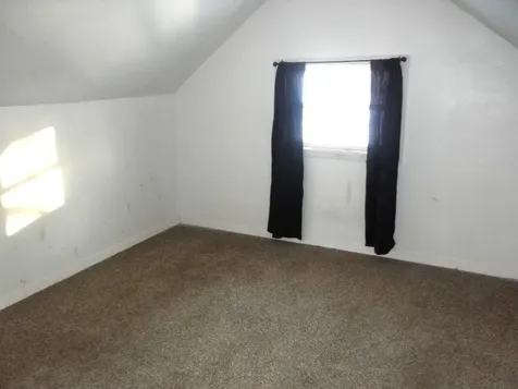 706 N Grand Avenue Charles City IA 50616