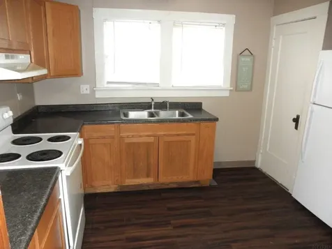 706 N Grand Avenue Charles City IA 50616