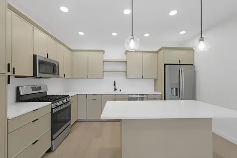 4015 Cedar Heights Drive Cedar Falls IA 50613