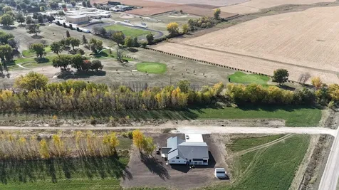 320 Yard Drive Sumner IA 50674