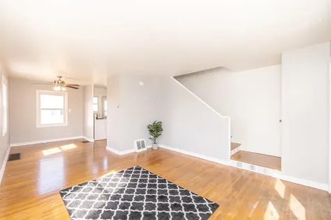 211 Madison Street Waterloo IA 50703