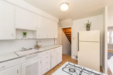 211 Madison Street Waterloo IA 50703