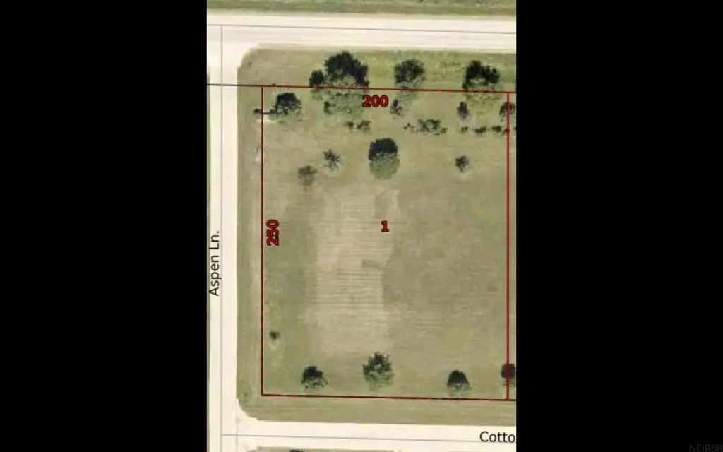 2985 Cottonwood Place Charles City IA 50616
