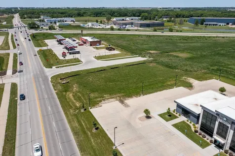 Village West 2nd Addn Lot 2 Waterloo IA 50701