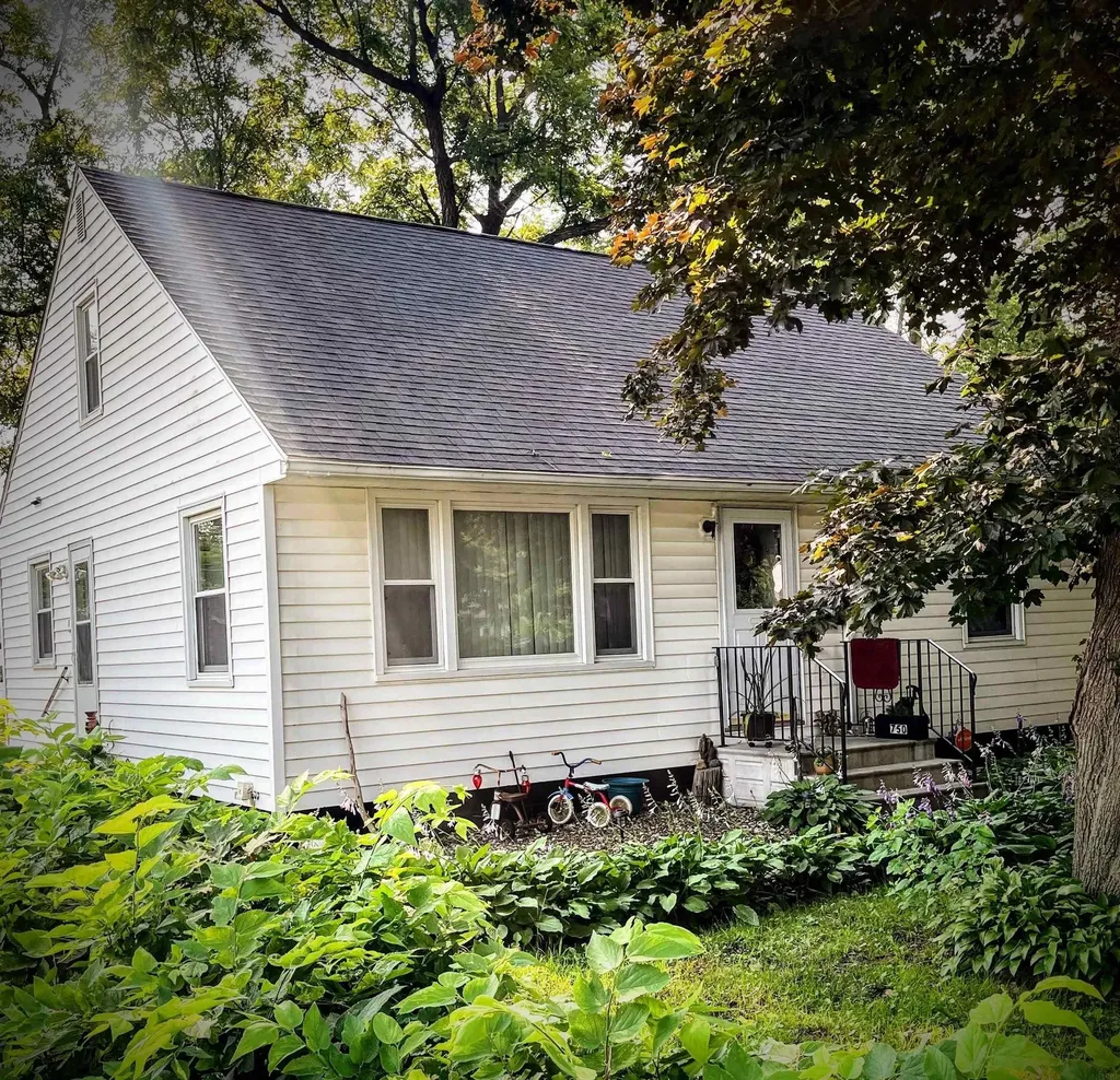750 Boston Avenue Waterloo IA 50703