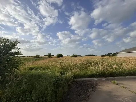 201 17th West Liberty IA 52776